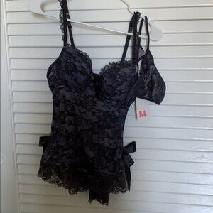 Brand new Maidenform Chemise set